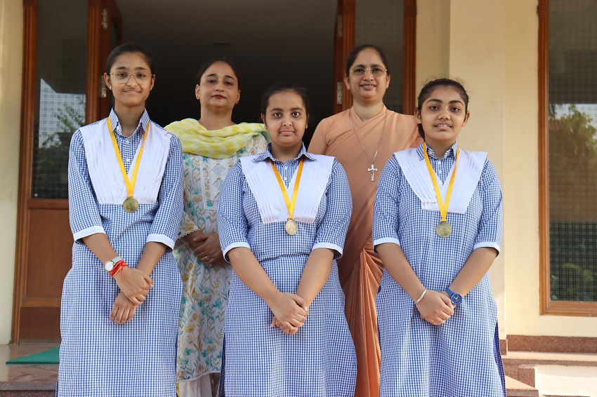 1ST POSITION IN DISTRICT LEVEL SCHOOL GAMES(CHESS)
